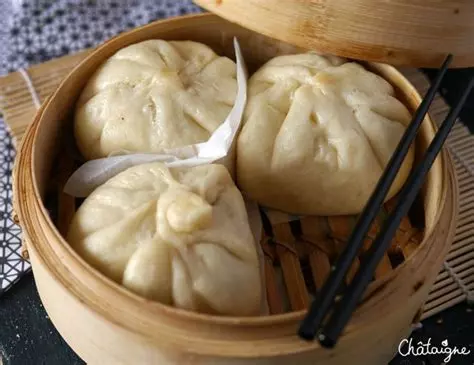 Brioche vietnamienne au porc à la vapeur (1 pièce)